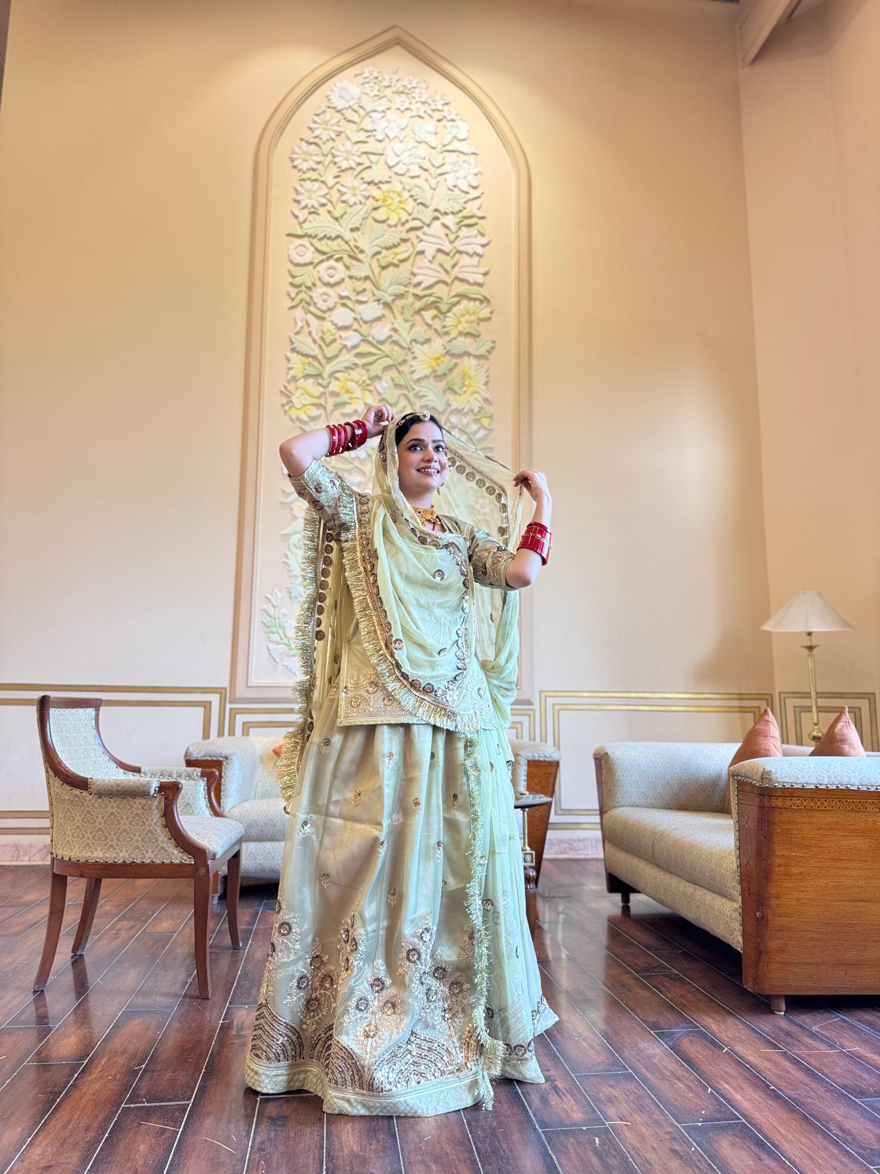 Bindani Royal Obsidian - Net Suit with Tora odhna