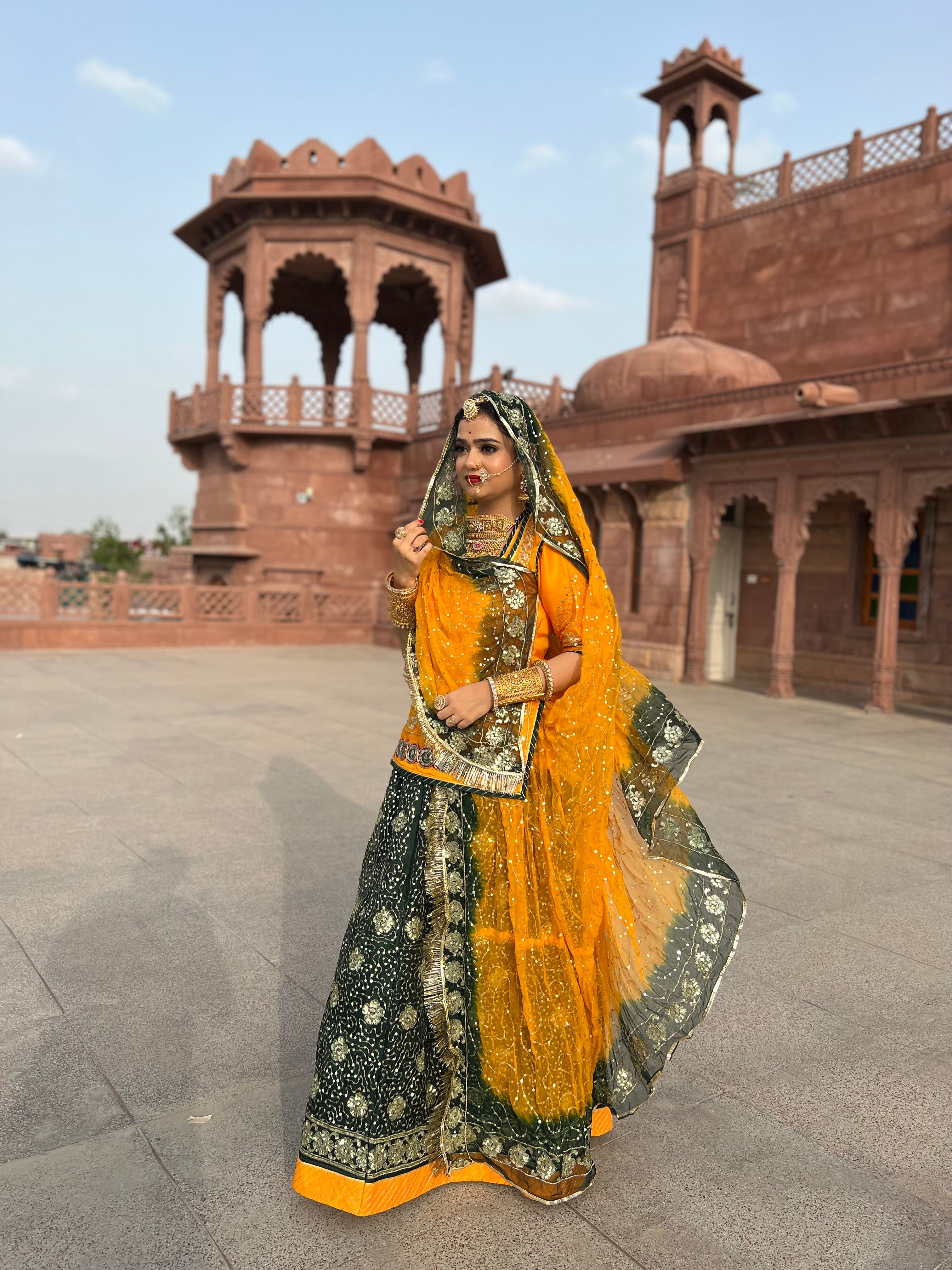 Sunleaf Symphony - Tissue Suit With Four Side Hamrai Odhna