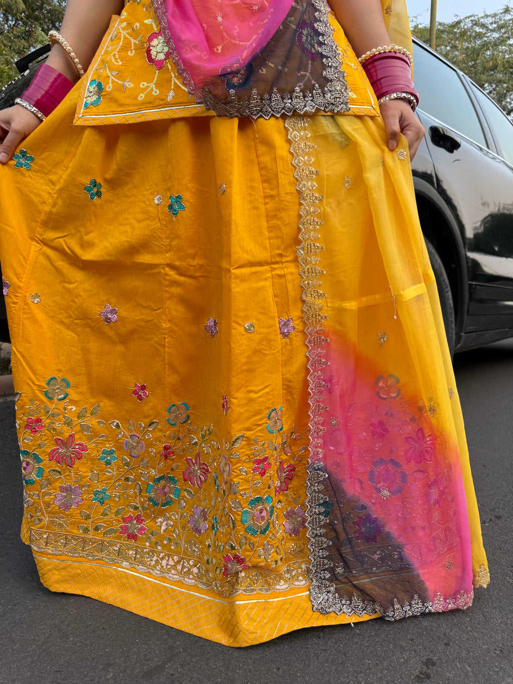 Gleaming Consort Wrap - Chanderi Suit With Hamrahi Odhna