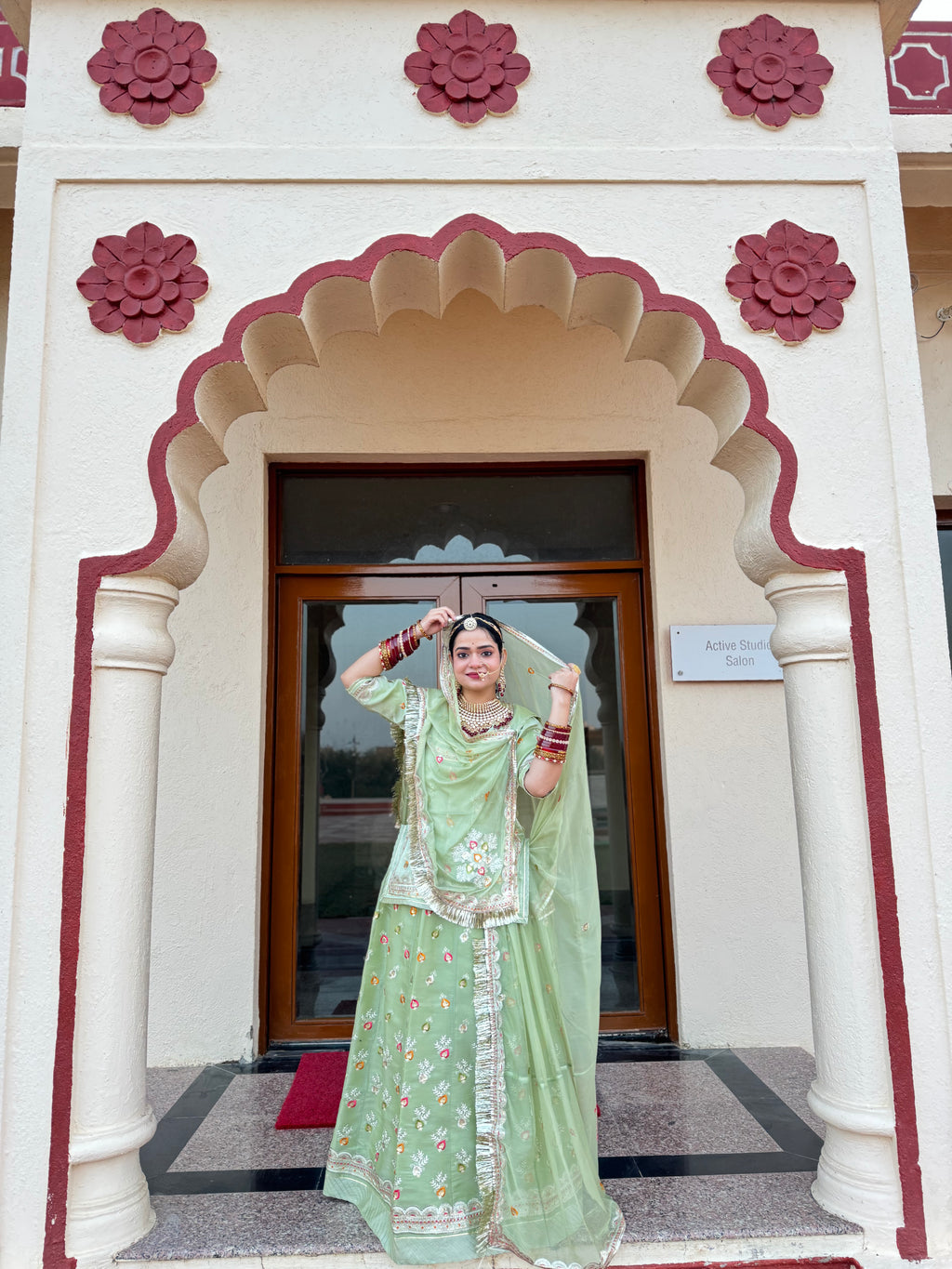 Mehreen – The Graceful Bloom : Light Jimmy Choo Suit With Hamrahi Odhna