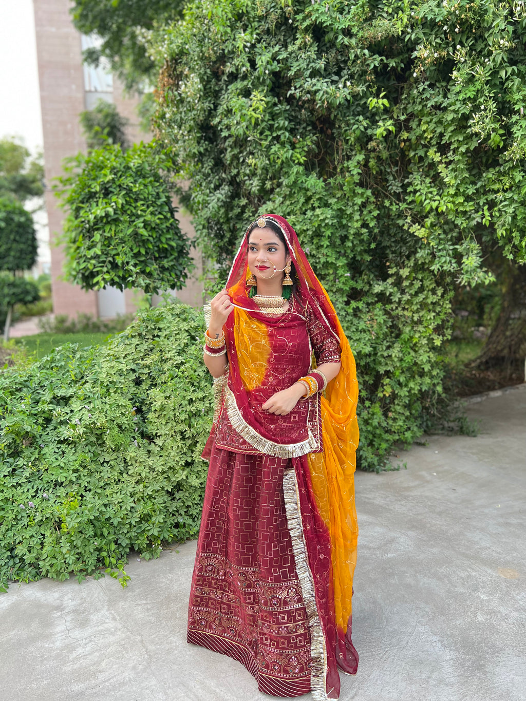 Maroon Majesty: The Tissu Suit Elegance