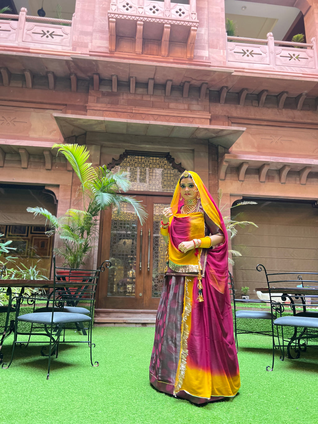 Vino Royale: Crafting an Exquisite Wine-Colored Fabric Poshak