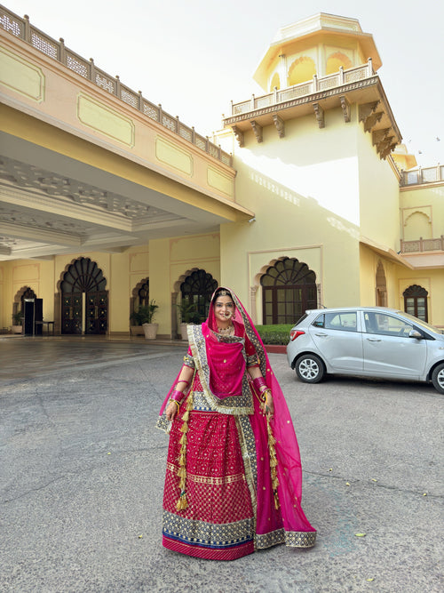 Rajrani Gulabi Poshak 🌸 : Velvet Suit With Hamrahi Odhna
