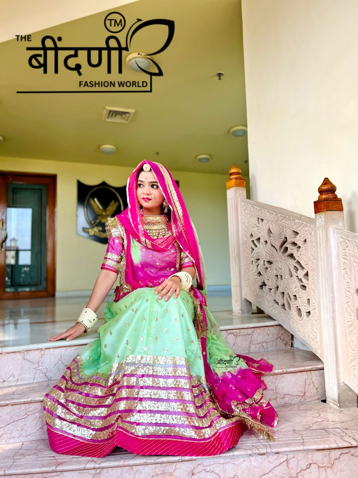 Meher Rang Poshak : Tissue Suit With Hamrahi Odhna